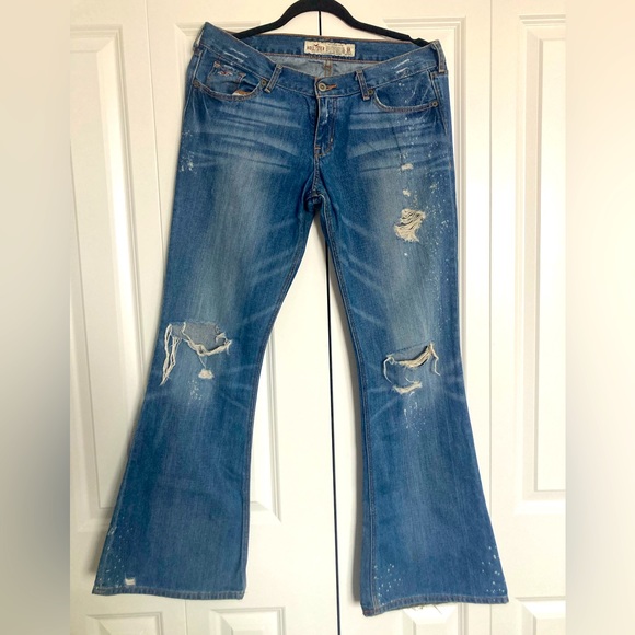 HOLLISTER flared ripped jeans - Picture 1 of 3